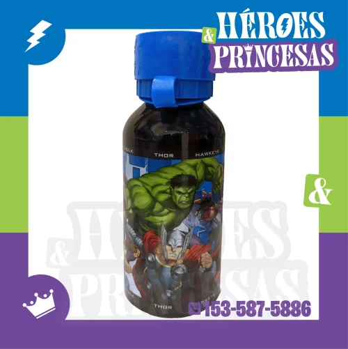 Botella de aluminio con diseño inspirado en superhéroes, producto infantil de Héroes y Princesas Lanús.