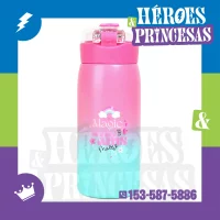 Botella térmica Chimola infantil con gatito, tapa con sorbete y manija vertical.