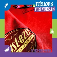 Remera infantil mangas largas con diseño de Rayo McQueen, marca micoco de Héroes y Princesas