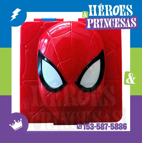 Tupper infantil 3D con diseño de Spiderman. Estilo urbano y tapa segura, ideal para almuerzos o meriendas.