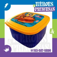 Tupper infantil con diseño de Bob Esponja y frase Good Food Better Mood. Ideal para llevar almuerzo o merienda.