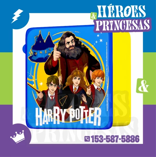 Tupper infantil con diseño mágico de Harry Potter. Ideal para llevar almuerzos o snacks a la escuela.